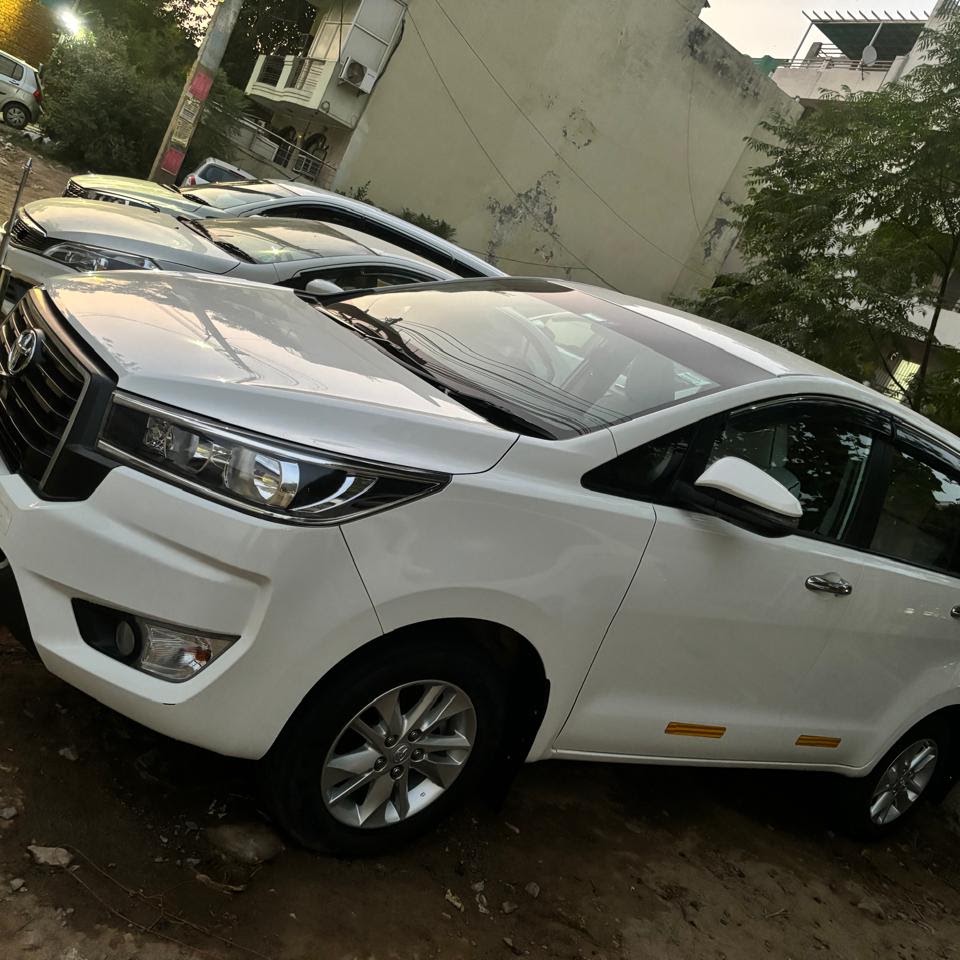 Innova Crysta